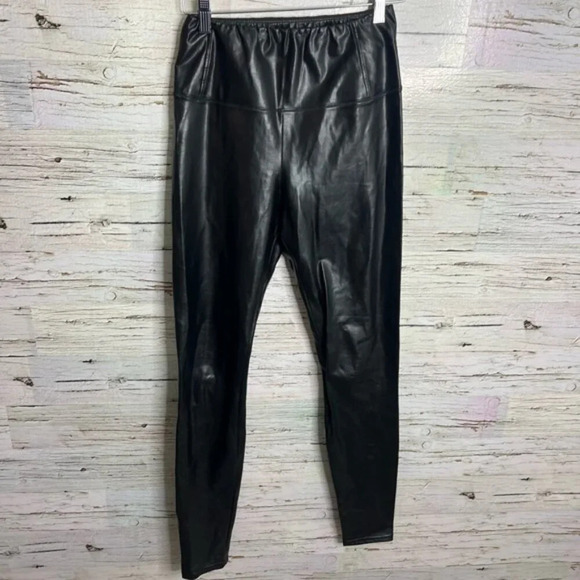 Wilfred Pants - Wilfred Free Daria Pant High-waisted Vegan  Leather leggings Size XS